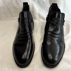 Black Leather Lion Embossed Ankle Boots Zipper Buckle Chelsea Style Size 11.5